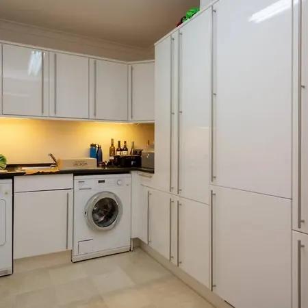 Vila Villa Maresia Large Spacious Villa And Pool