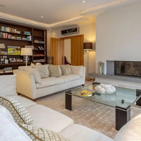 Villa Villa Maresia Large Spacious Villa And Pool *